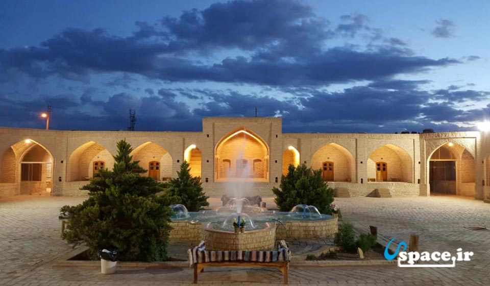 هتل کاروانسرای ابروز - ابوزید آباد